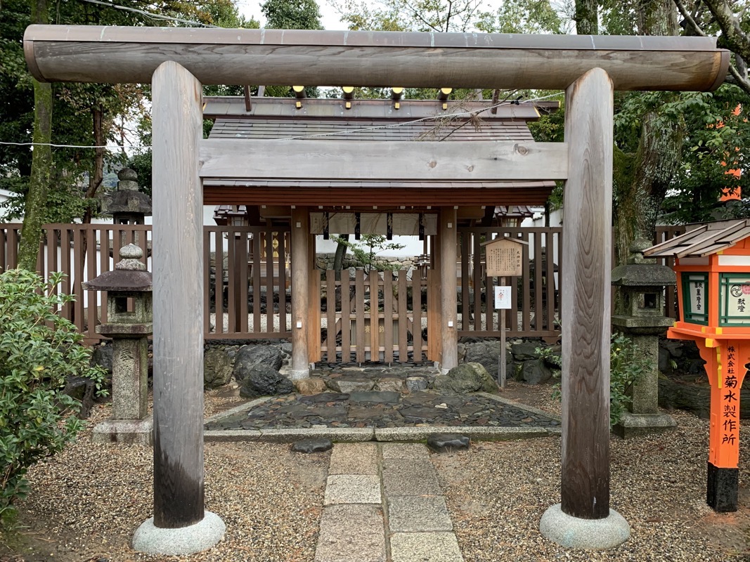 yasaka shrine 3